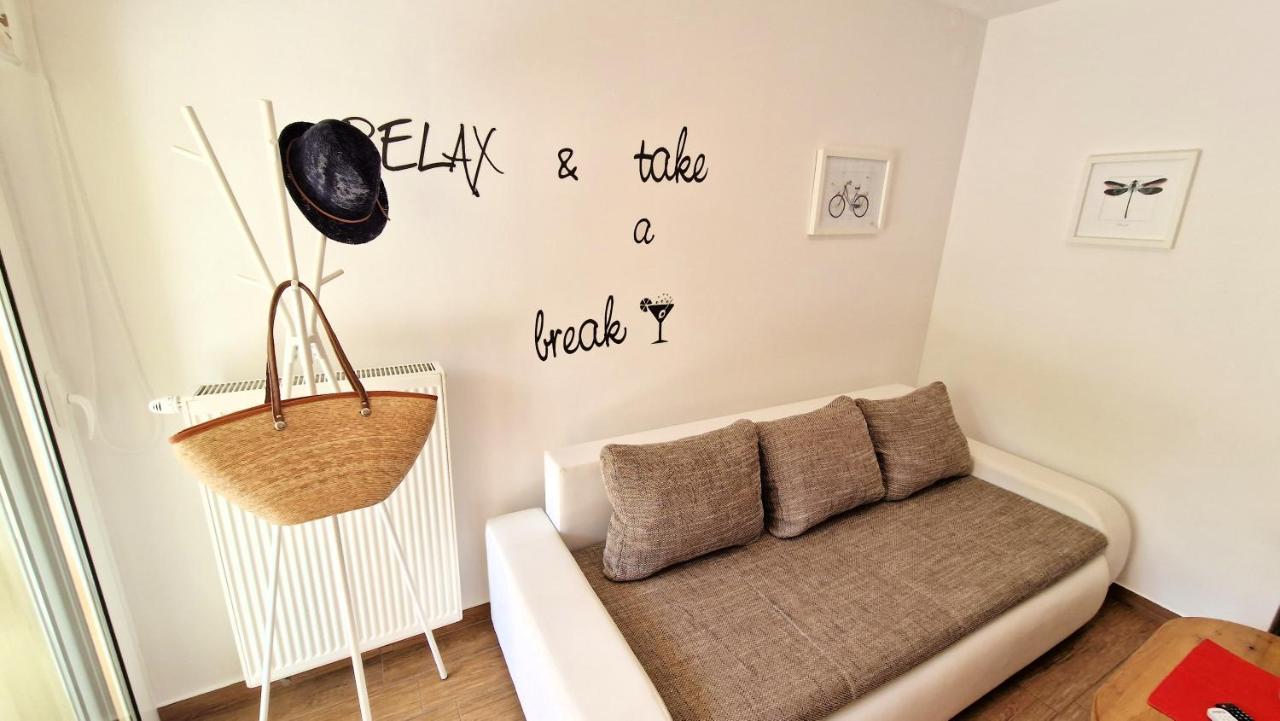 Apartment Pipo Krk Town Eksteriør billede
