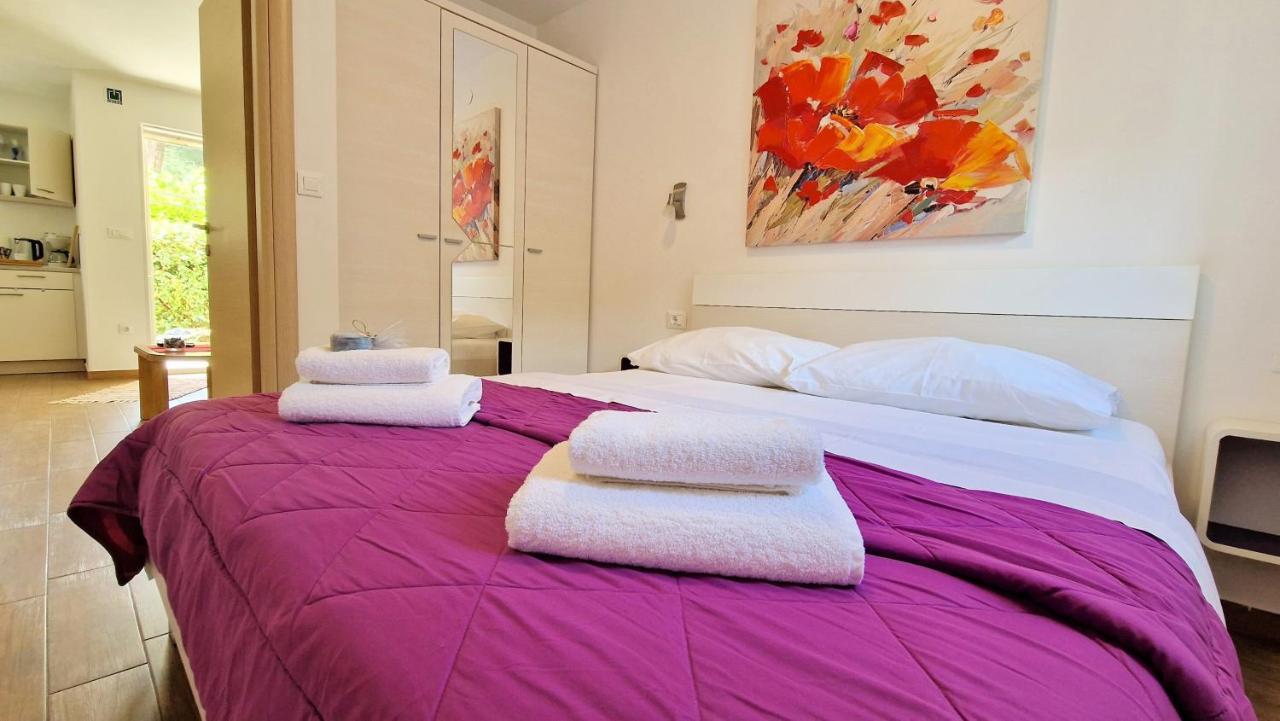 Apartment Pipo Krk Town Eksteriør billede